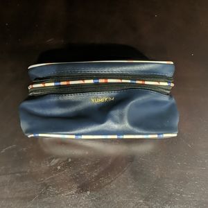 Travel makeup bag